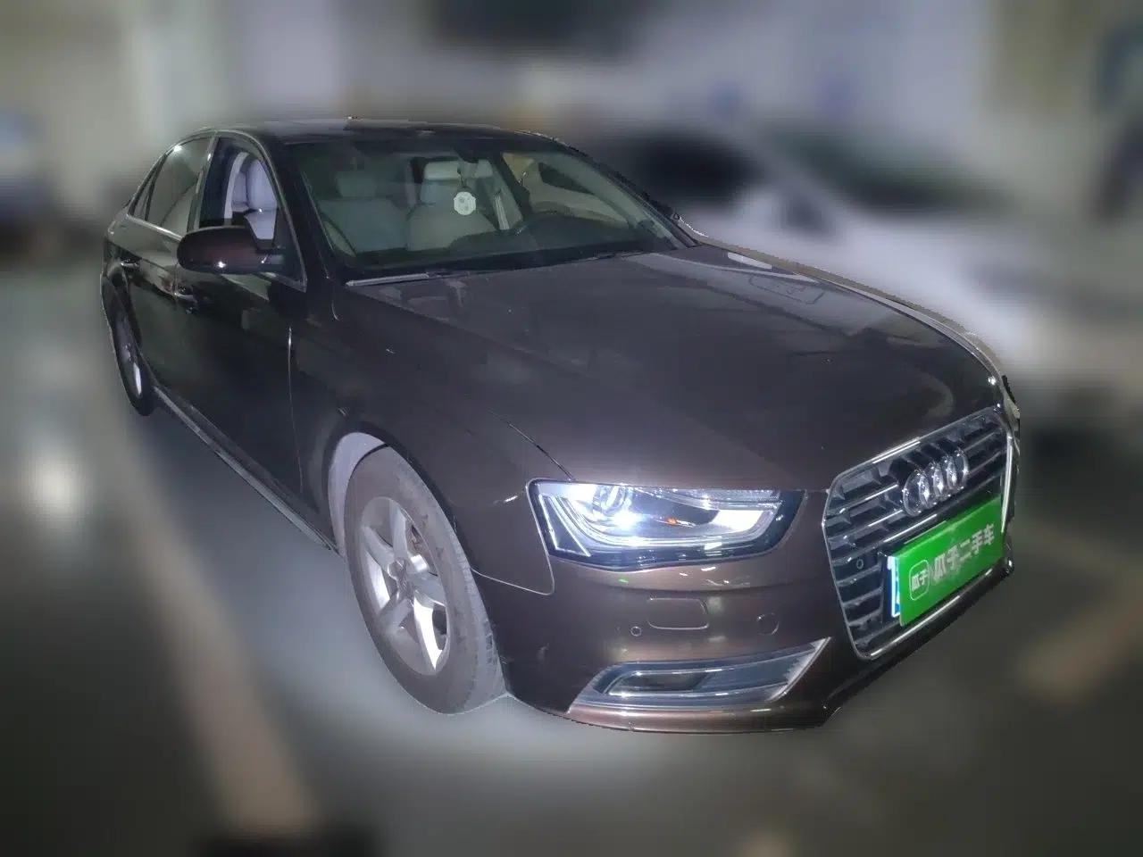 Audi A4L 2015 35 TFSI Automatic Standard Model — миниатюра 3