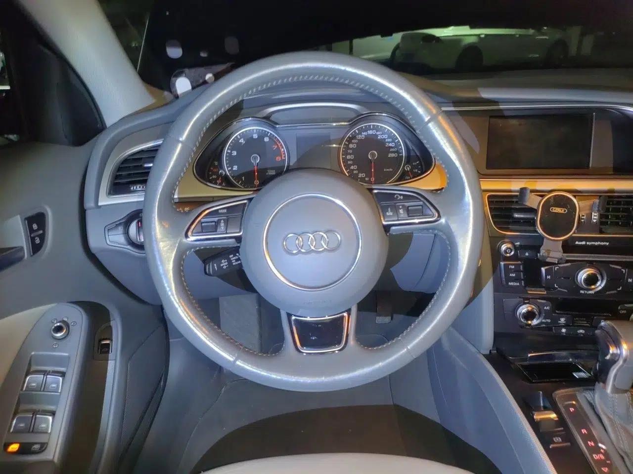 Audi A4L 2015 35 TFSI Automatic Standard Model — миниатюра 10