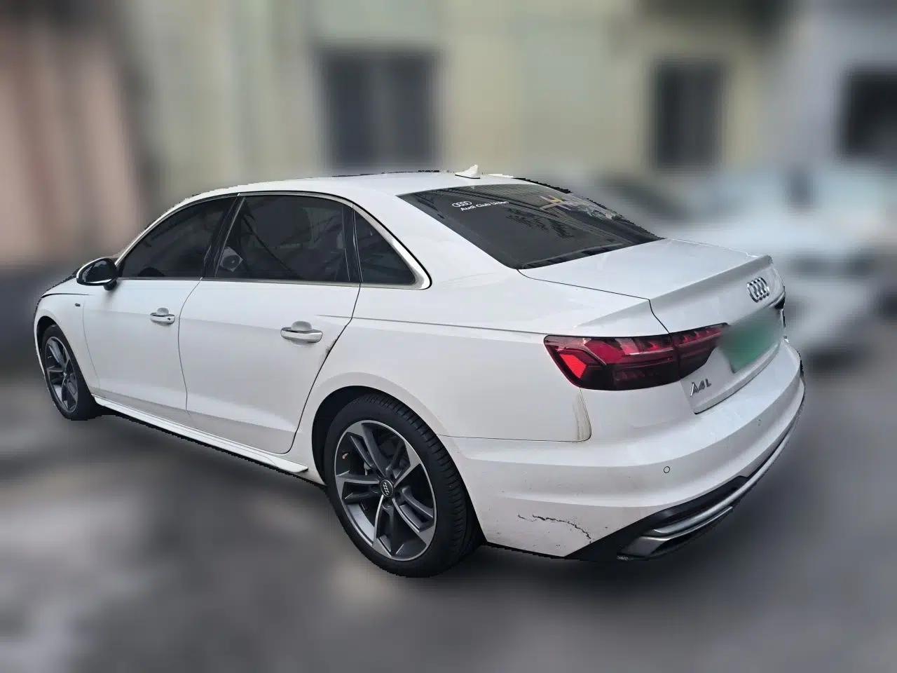Audi A4L 2020 40 TFSI Fashionable and Elegant Model — миниатюра 4