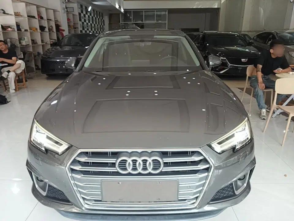 Audi A4L 2019 40 TFSI Fashion Edition China VI Emission Standard — миниатюра 2