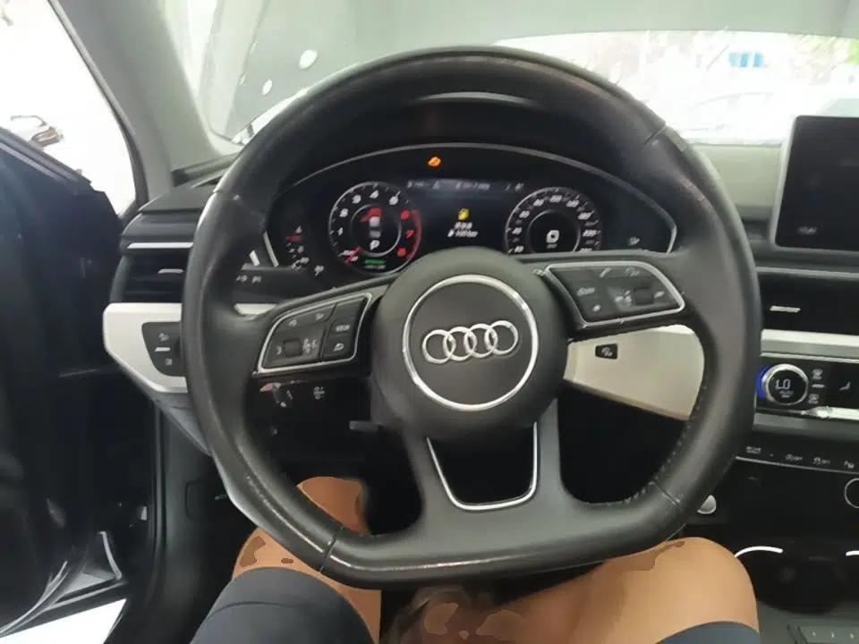 Audi A4L 2019 40 TFSI Fashion Edition China VI Emission Standard — миниатюра 13