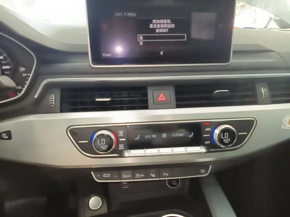 Audi A4L 2019 40 TFSI Fashion Edition China VI Emission Standard — миниатюра 15