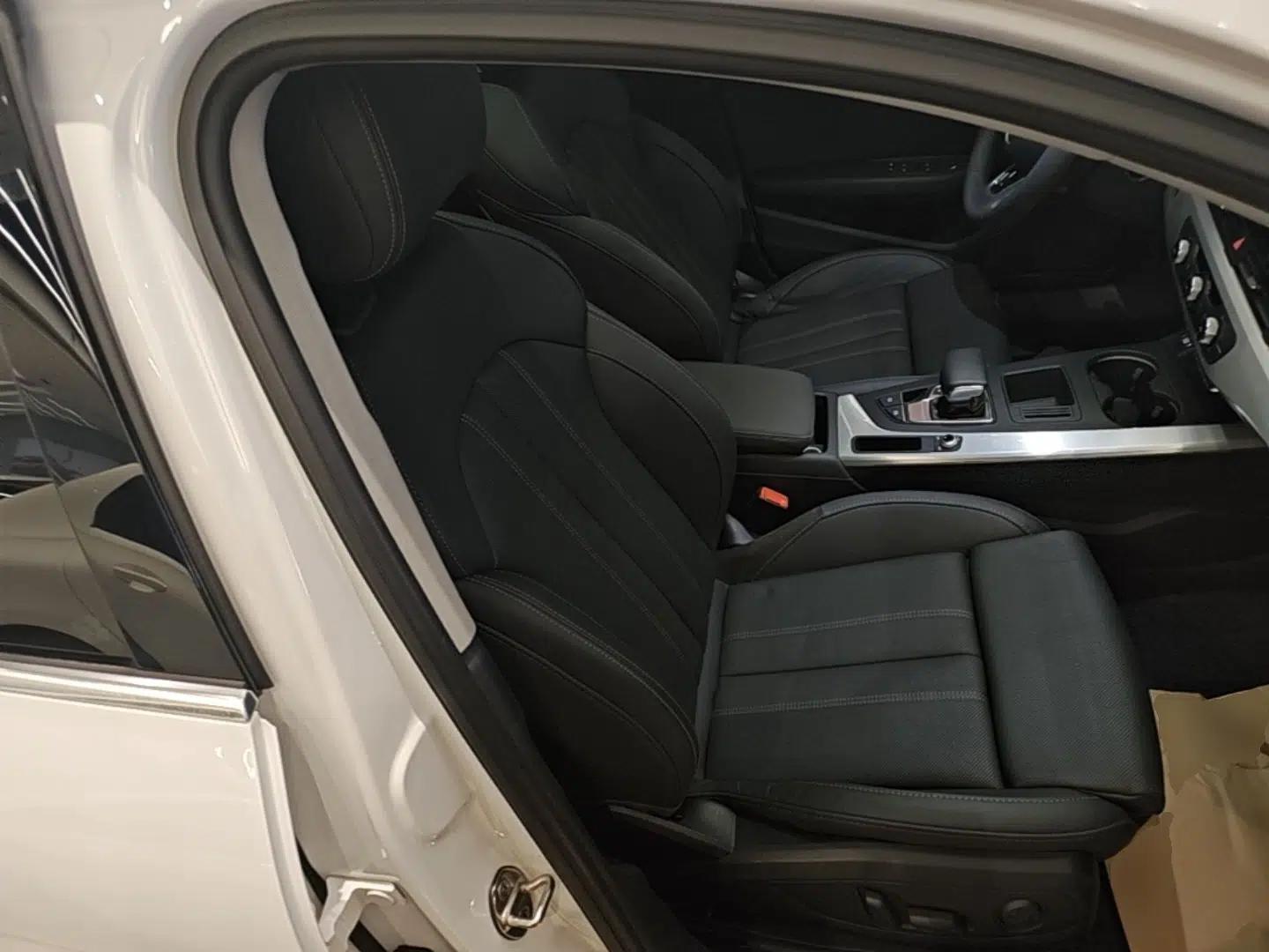Audi A4L 2020 40 TFSI Fashion Dynamic Model — миниатюра 19