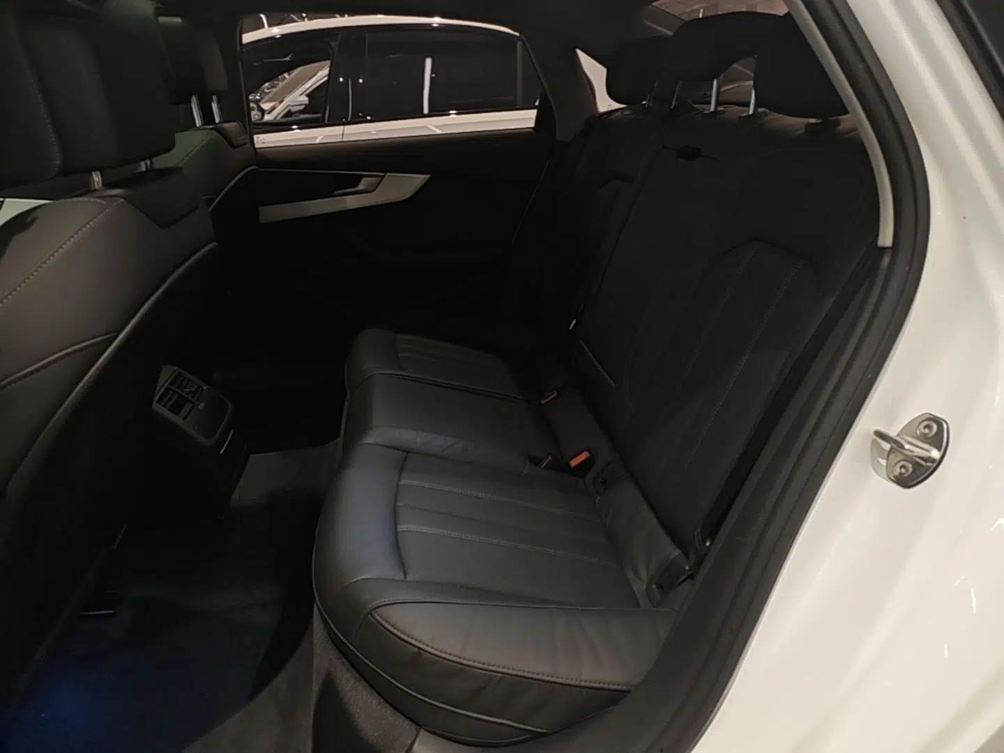 Audi A4L 2020 40 TFSI Fashion Dynamic Model — миниатюра 20