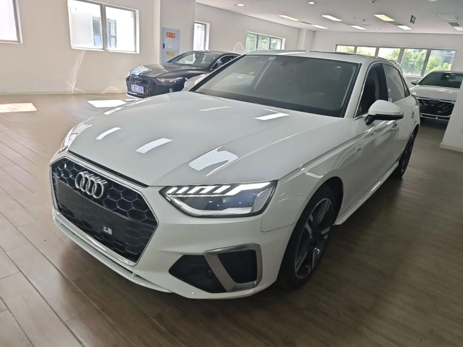 Audi A4L 2020 40 TFSI Fashion Dynamic Model — миниатюра 1
