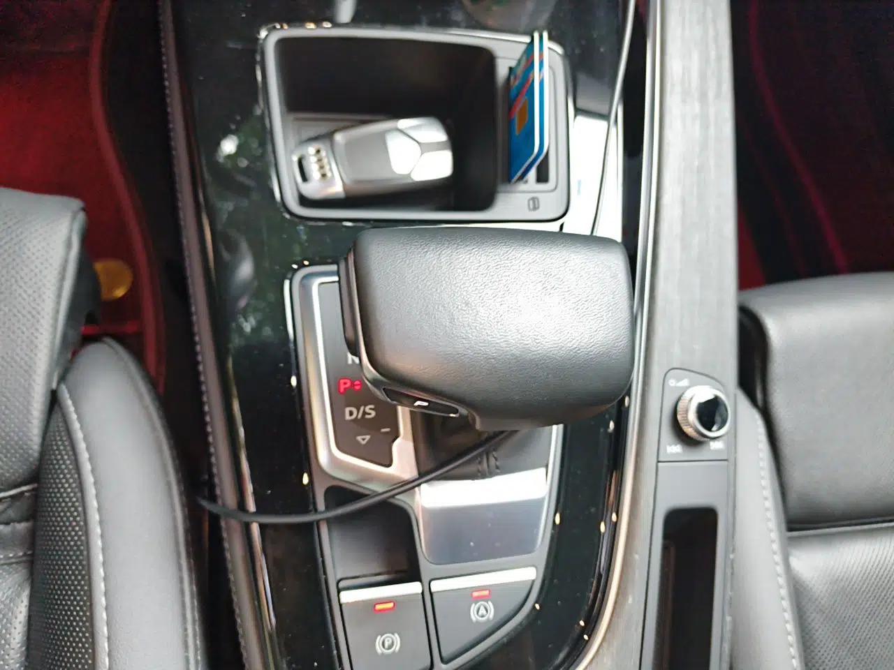 Audi A4L 2023 40 TFSI Luxury Dynamic Model — миниатюра 14