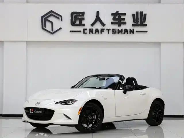 Mazda MX-5 2023 2.0L Soft-Top Convertible (Mexican Spec)