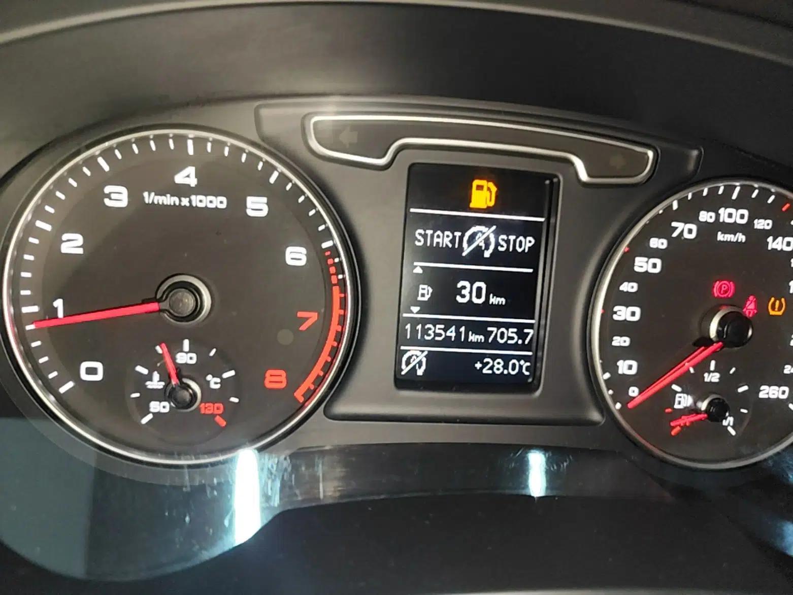 Audi Q3 2015 35 TFSI Comfort Model — миниатюра 14