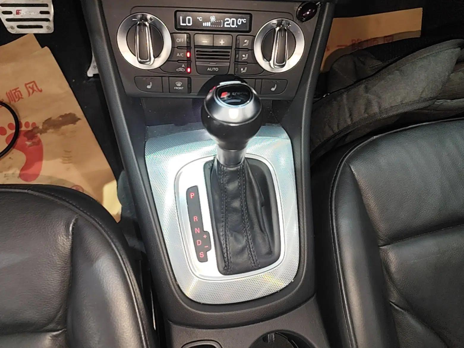 Audi Q3 2015 35 TFSI Comfort Model — миниатюра 16
