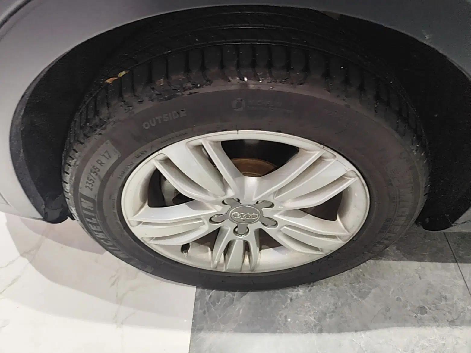 Audi Q3 2015 35 TFSI Comfort Model — миниатюра 10