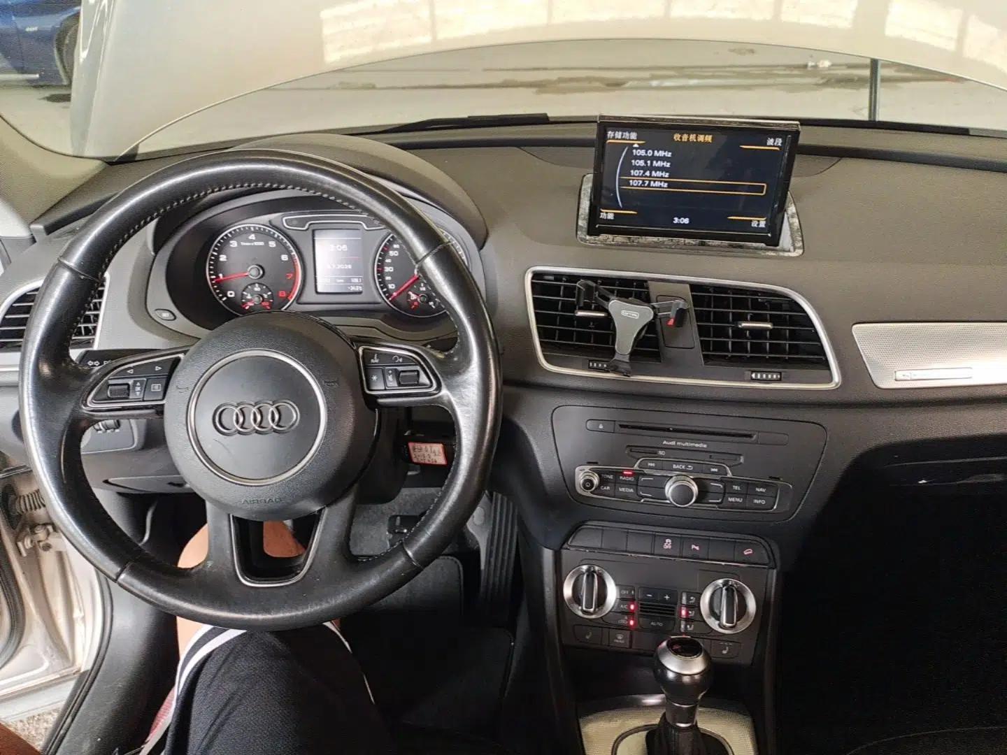 Audi Q3 2015 35 TFSI quattro Technology Edition — миниатюра 12
