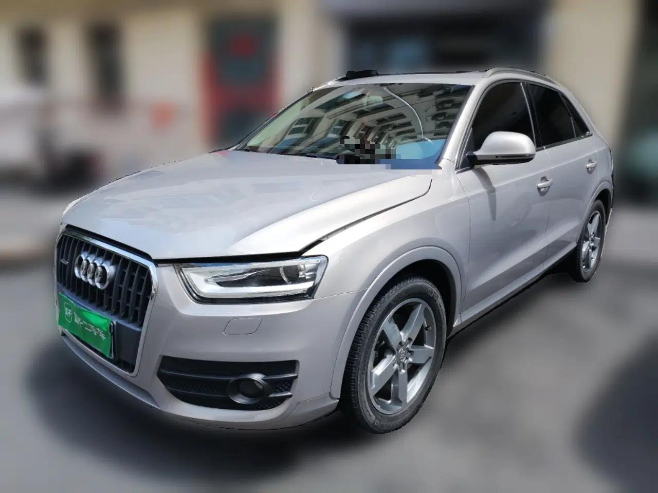 Audi Q3 2015 35 TFSI quattro Luxury Edition — миниатюра 1