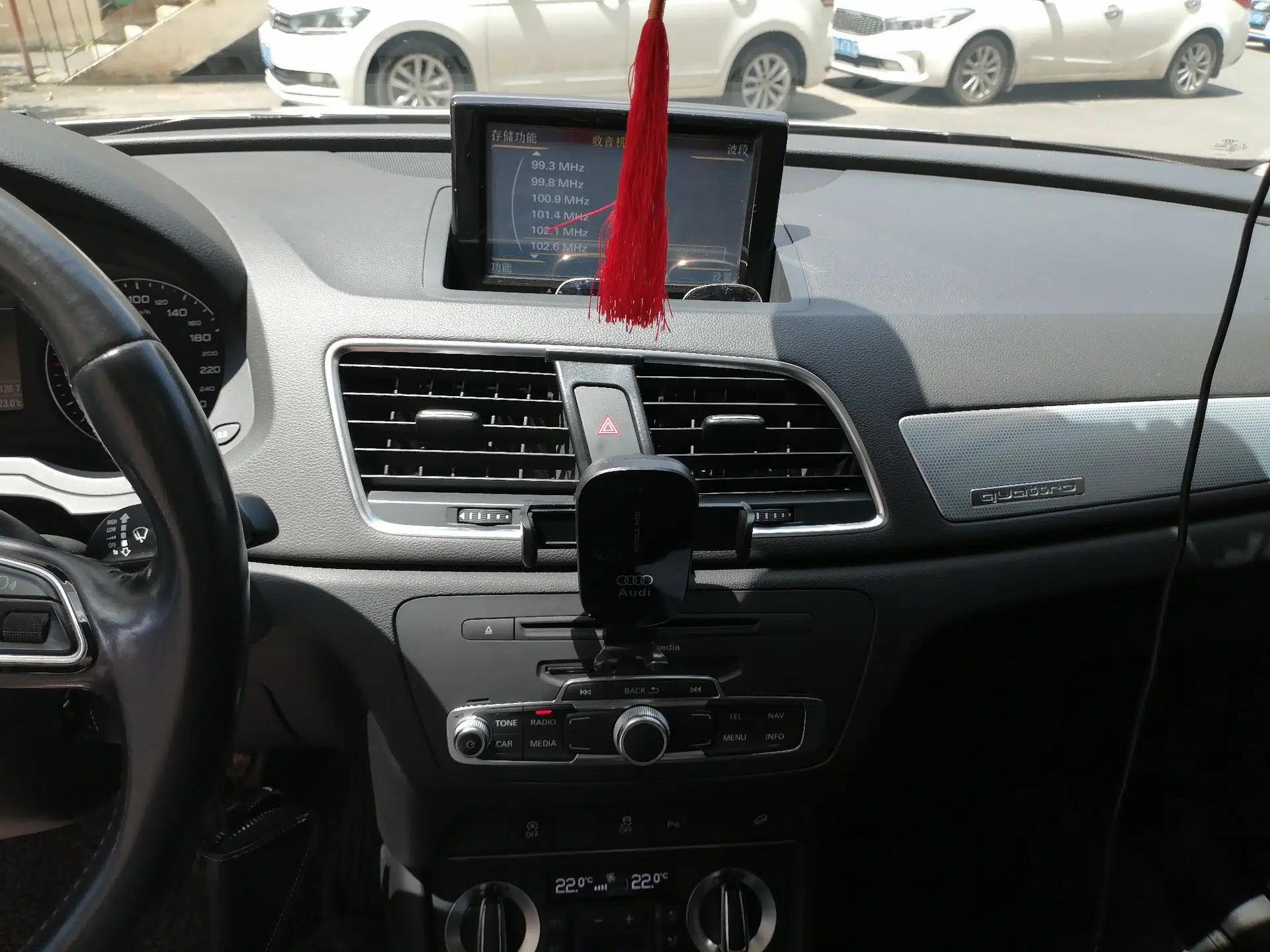 Audi Q3 2015 35 TFSI quattro Luxury Edition — миниатюра 13