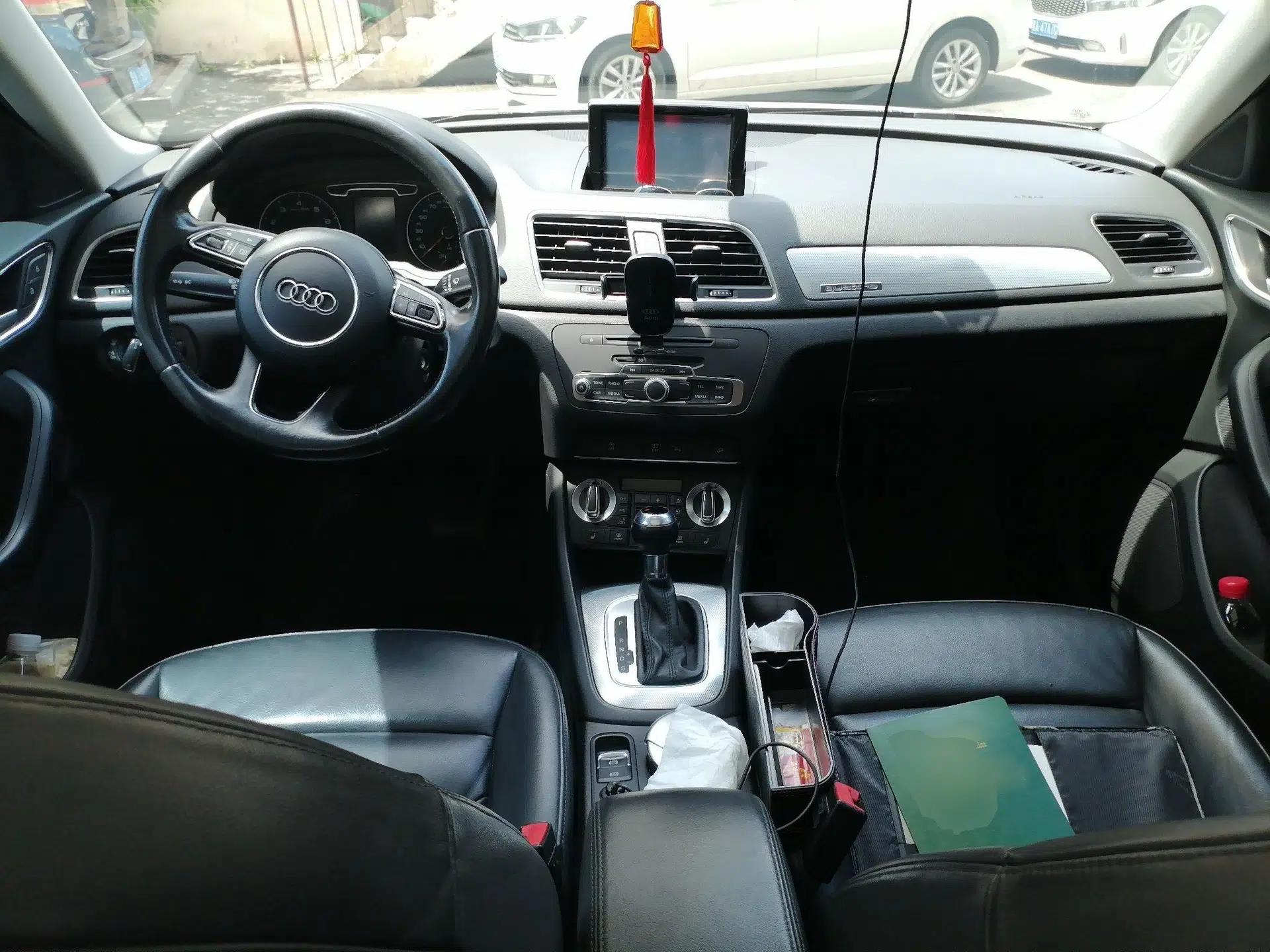 Audi Q3 2015 35 TFSI quattro Luxury Edition — миниатюра 9