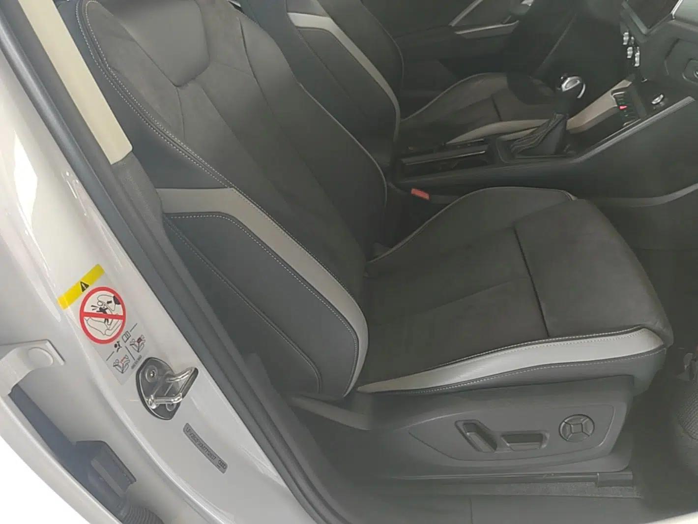Audi Q3 2021 35 TFSI Fashion Dynamic Model — миниатюра 19