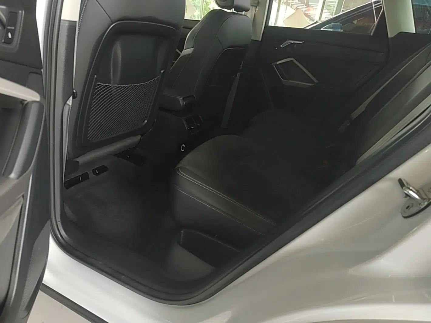 Audi Q3 2021 35 TFSI Fashion Dynamic Model — миниатюра 20