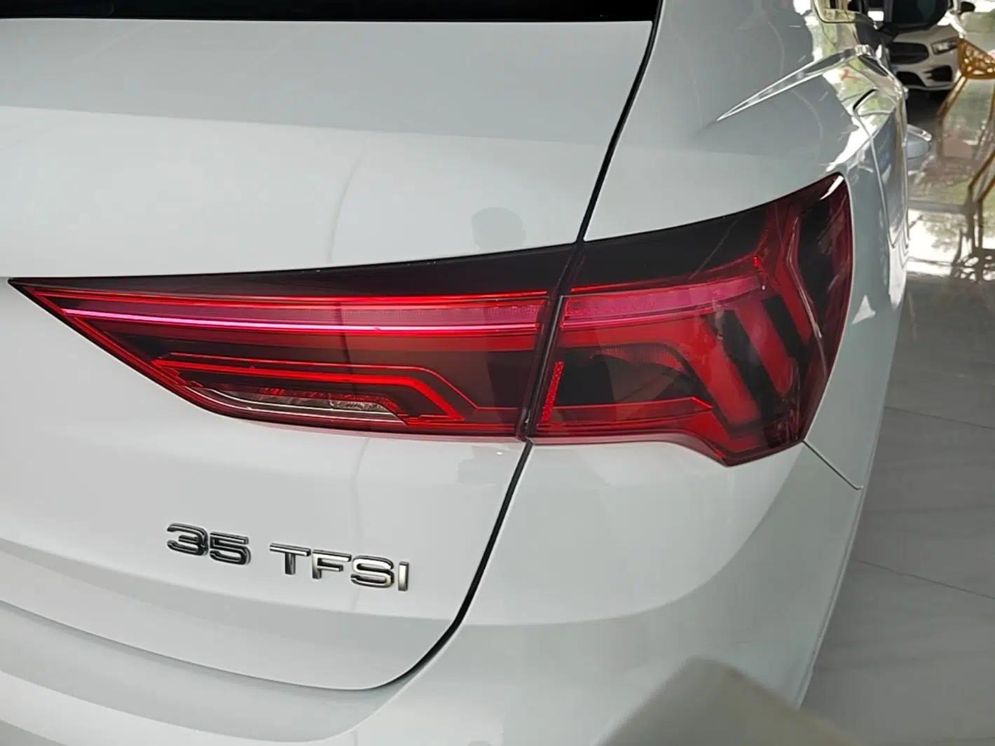 Audi Q3 2021 35 TFSI Fashion Dynamic Model — миниатюра 9