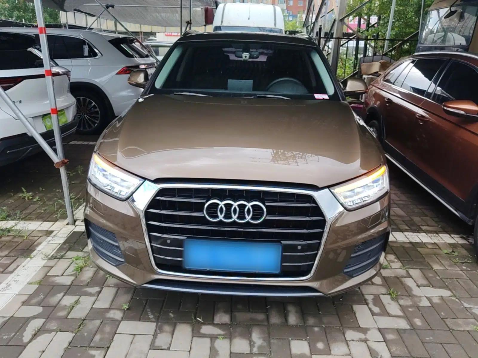 Audi Q3 2018 30th Anniversary Edition 35 TFSI Fashion Model — миниатюра 2