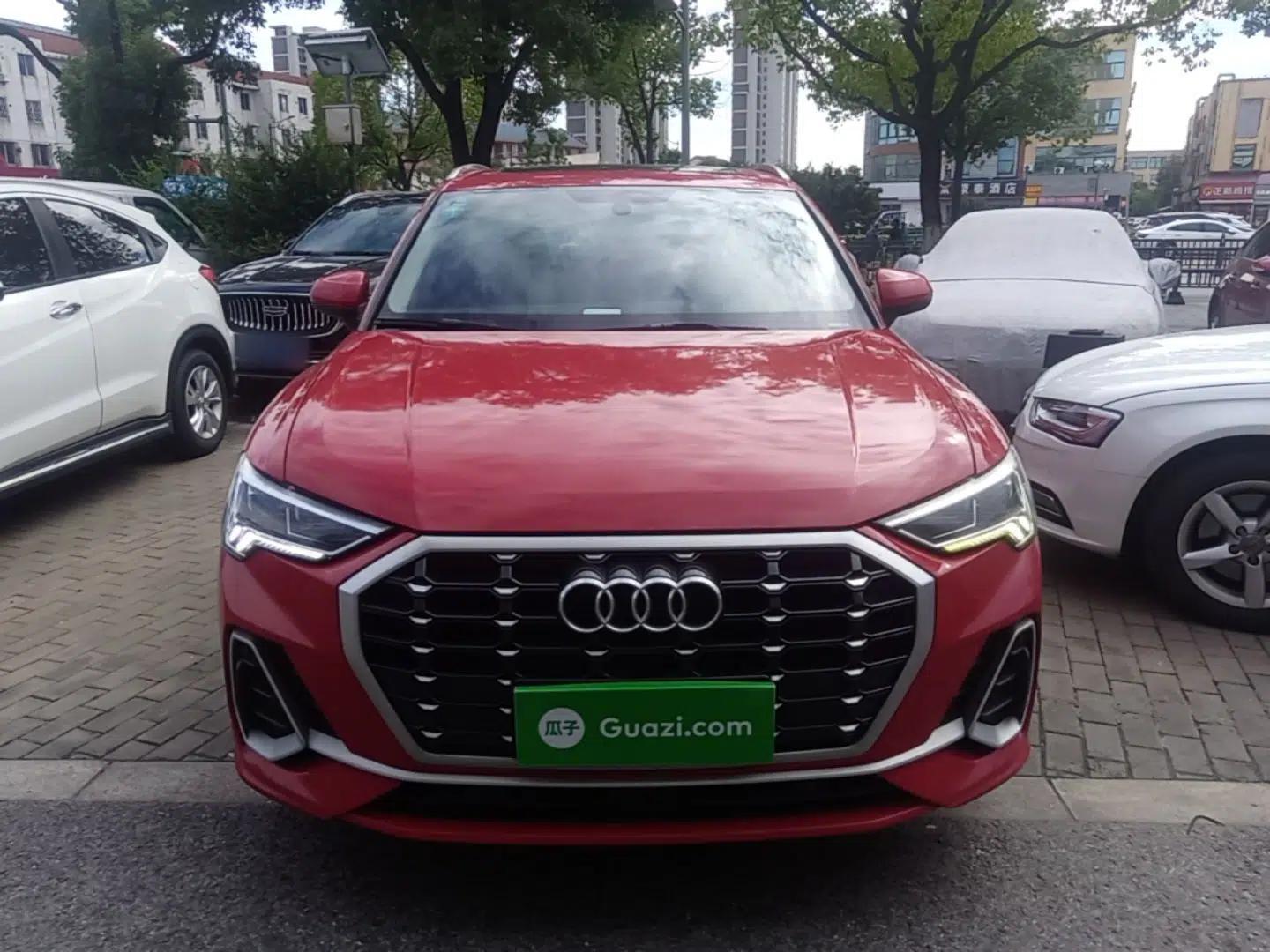 Audi Q3 2019 35 TFSI Fashion Dynamic Model — миниатюра 2