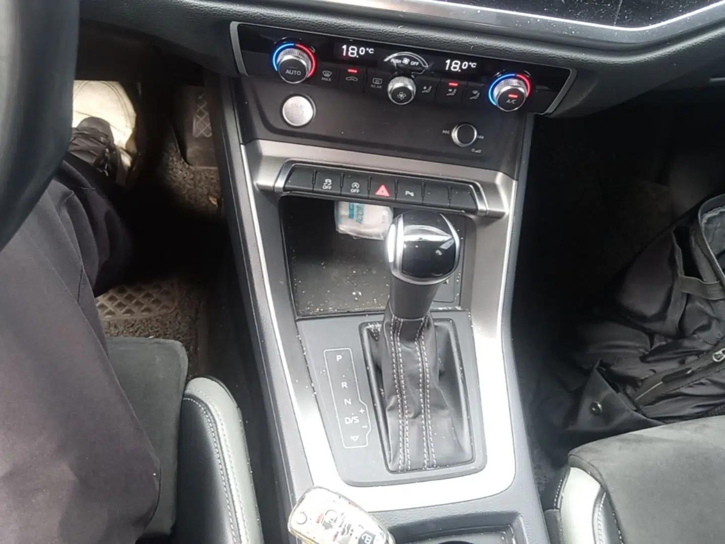 Audi Q3 2019 35 TFSI Fashion Dynamic Model — миниатюра 16