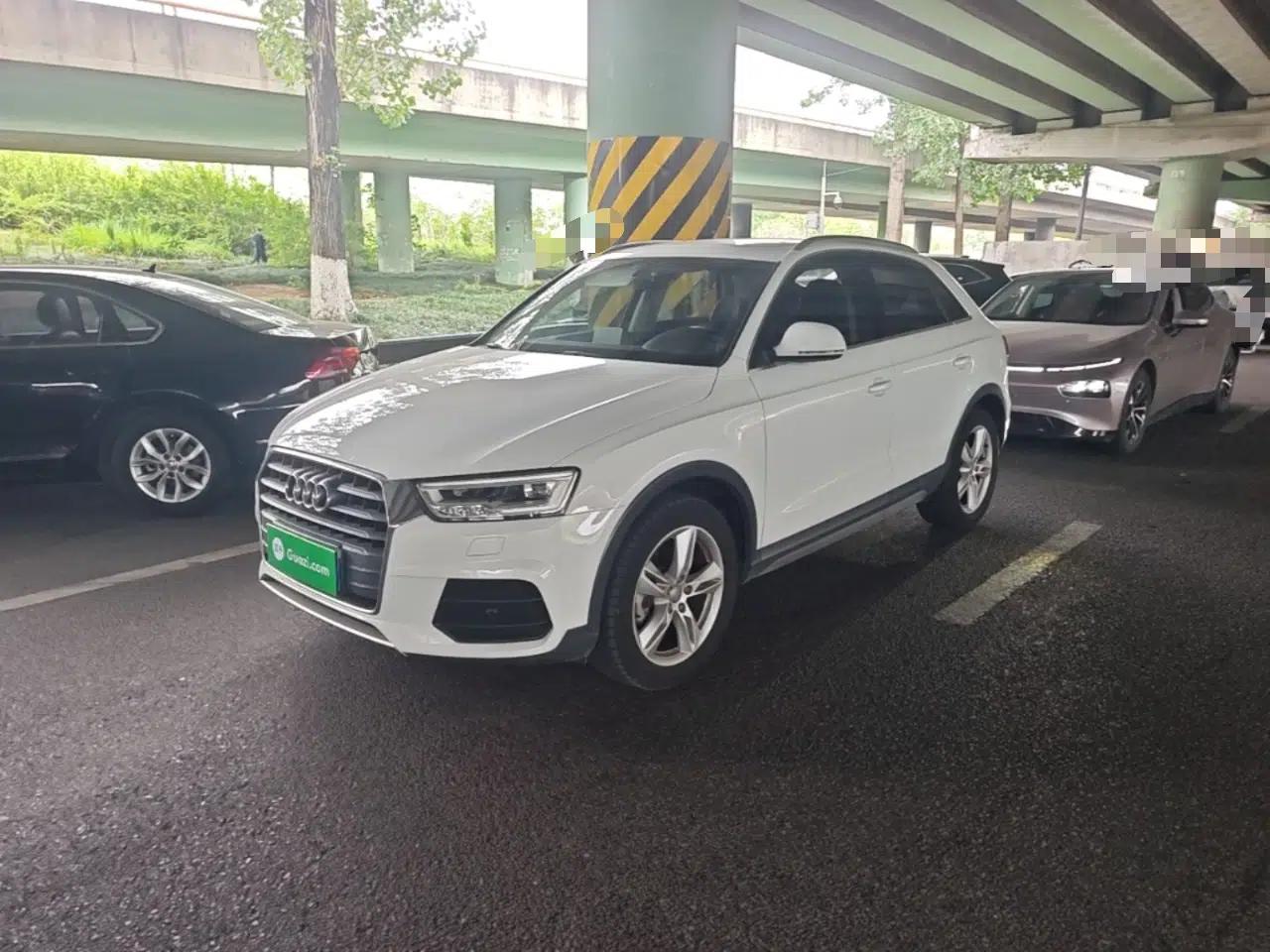 Audi Q3 2018 30th Anniversary Edition 30 TFSI Style Model — миниатюра 1