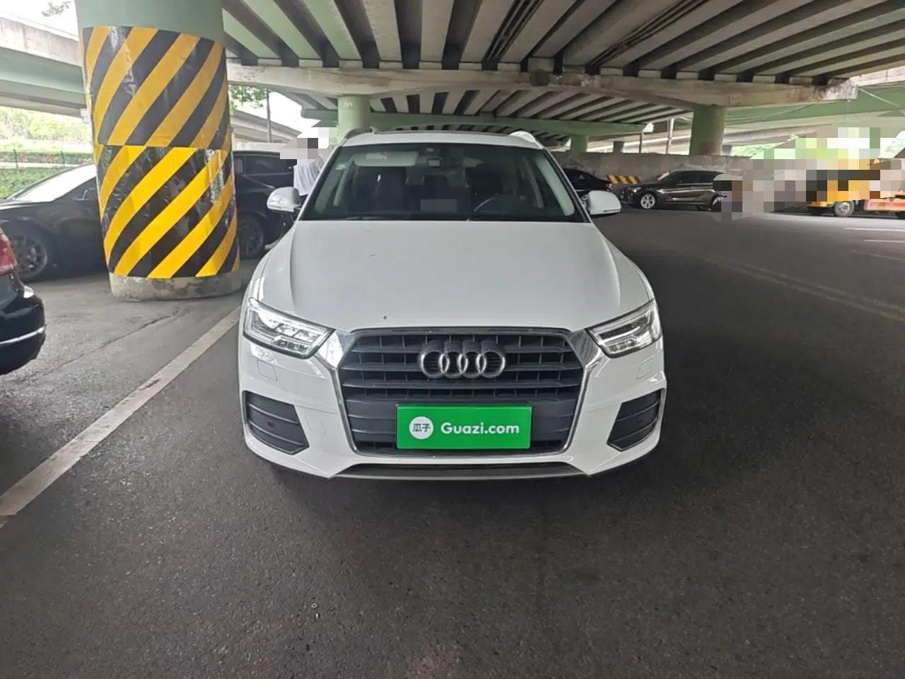 Audi Q3 2018 30th Anniversary Edition 30 TFSI Style Model — миниатюра 2
