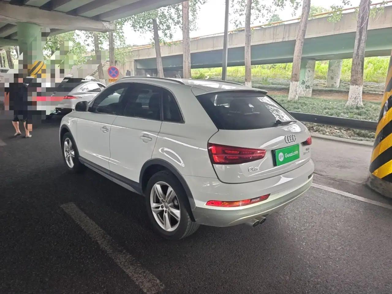 Audi Q3 2018 30th Anniversary Edition 30 TFSI Style Model — миниатюра 4
