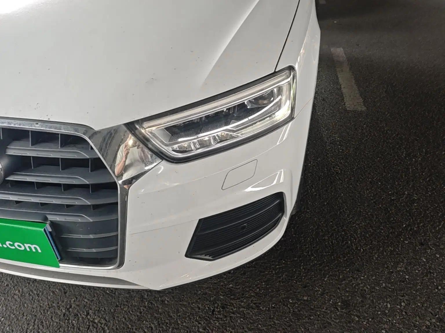 Audi Q3 2018 30th Anniversary Edition 30 TFSI Style Model — миниатюра 8