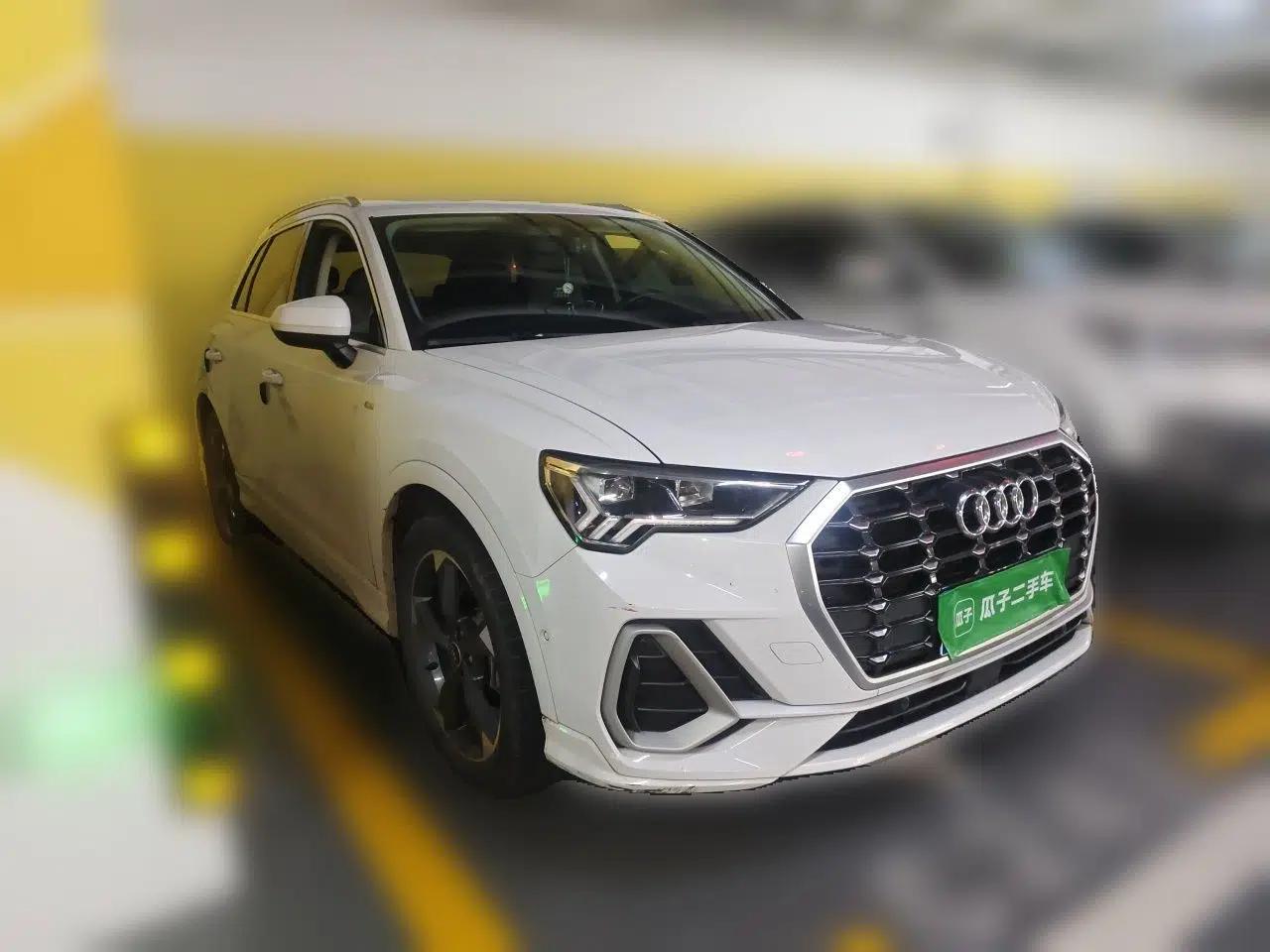 Audi Q3 2022 35 TFSI Fashion Dynamic Model — миниатюра 3