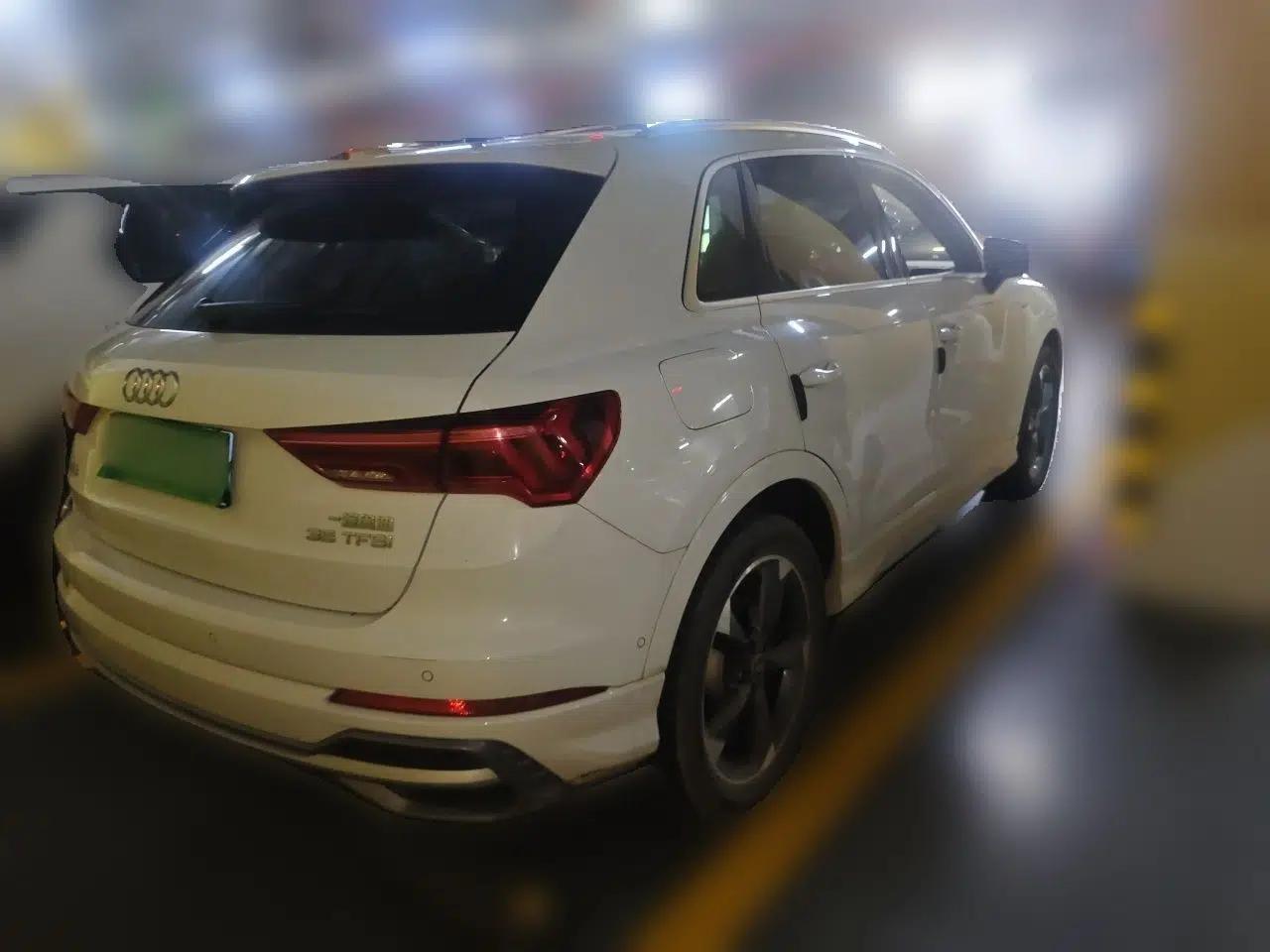 Audi Q3 2022 35 TFSI Fashion Dynamic Model — миниатюра 6