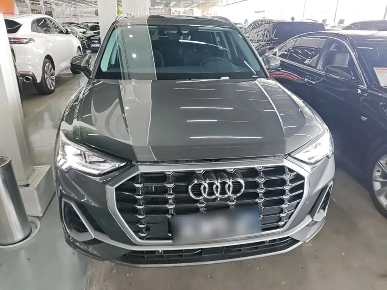Audi Q3 2022 40 TFSI Fashion Dynamic Model — миниатюра 2
