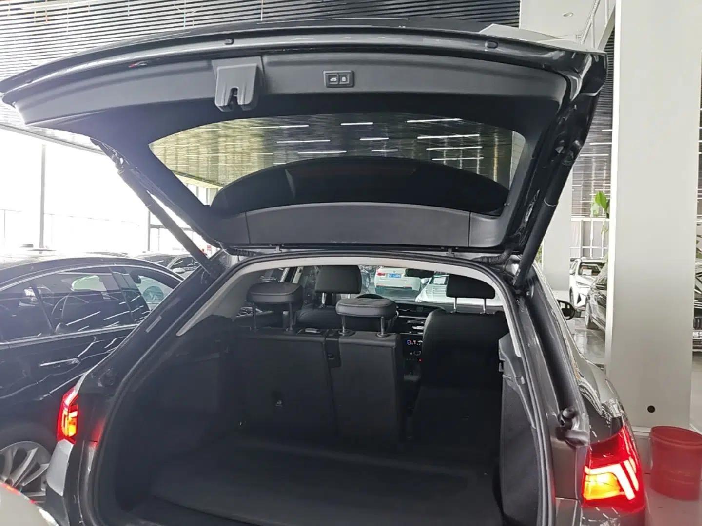 Audi Q3 2022 40 TFSI Fashion Dynamic Model — миниатюра 22