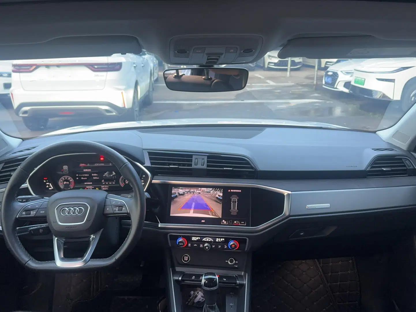 Audi Q3 2023 35 TFSI Fashion Dynamic Model (1.4T) — миниатюра 12