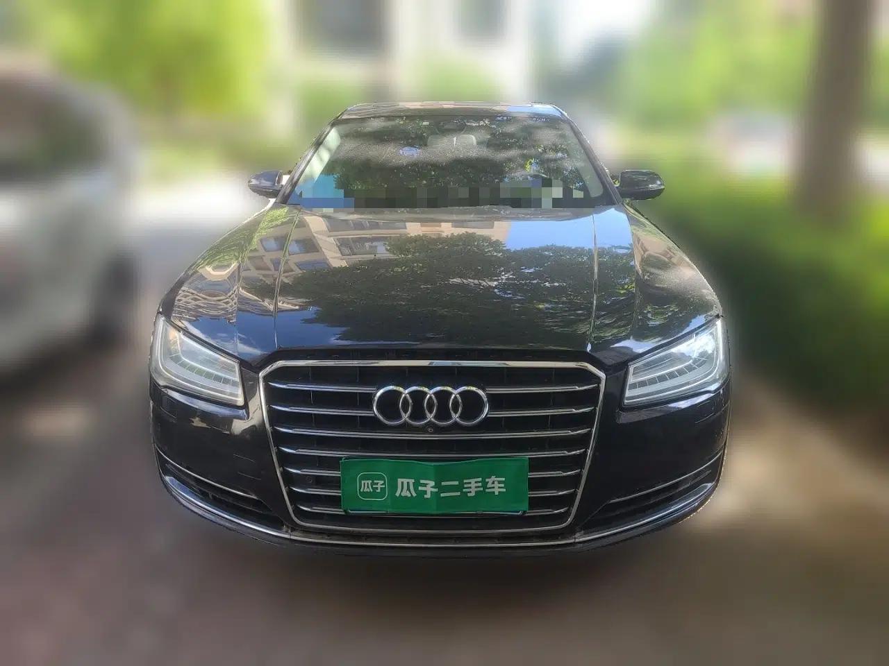 Audi A8 2014 A8L 45 TFSI quattro Luxury Model — миниатюра 2