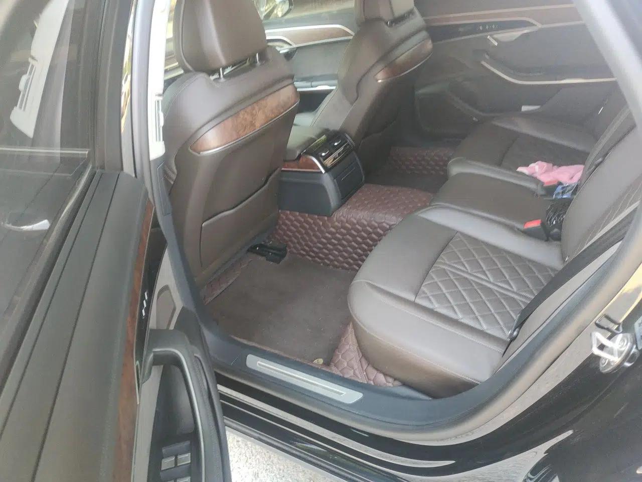 Audi A8 2021 A8L 50 TFSI quattro Luxury Model — миниатюра 17