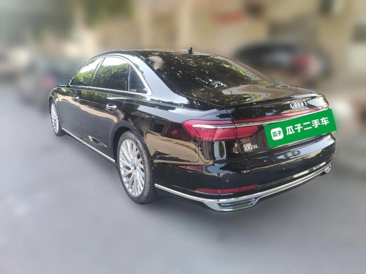 Audi A8 2021 A8L 50 TFSI quattro Luxury Model — миниатюра 4