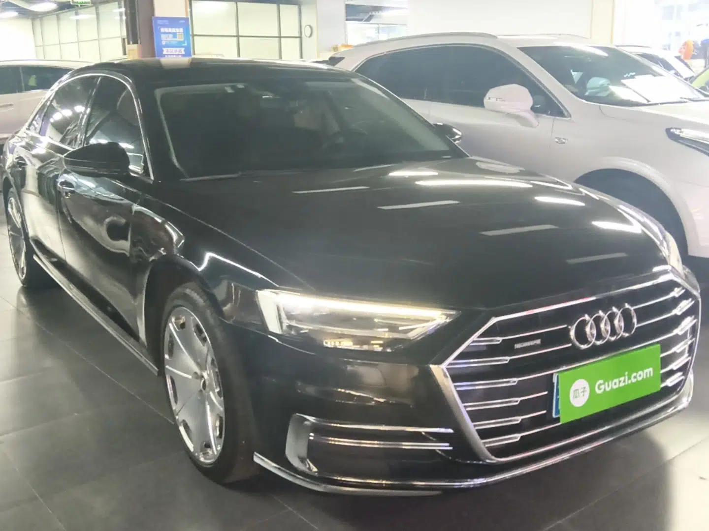 Audi A8 2021 A8L 50 TFSI quattro Comfort Model — миниатюра 12