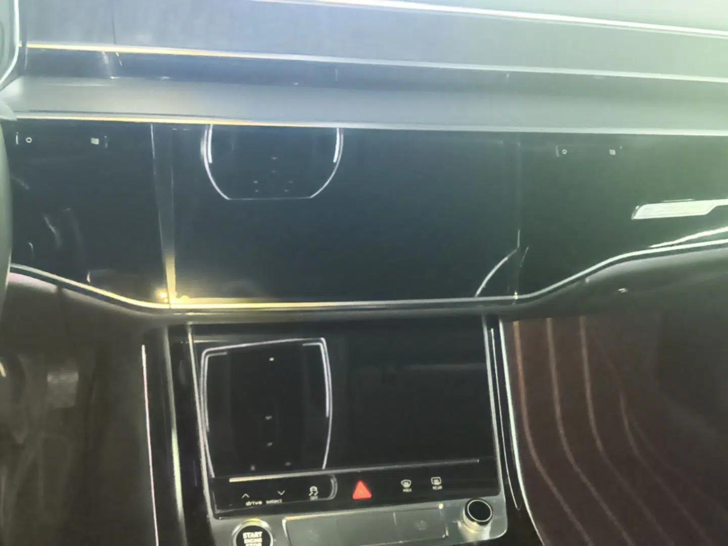 Audi A8 2021 A8L 50 TFSI quattro Comfort Model — миниатюра 20
