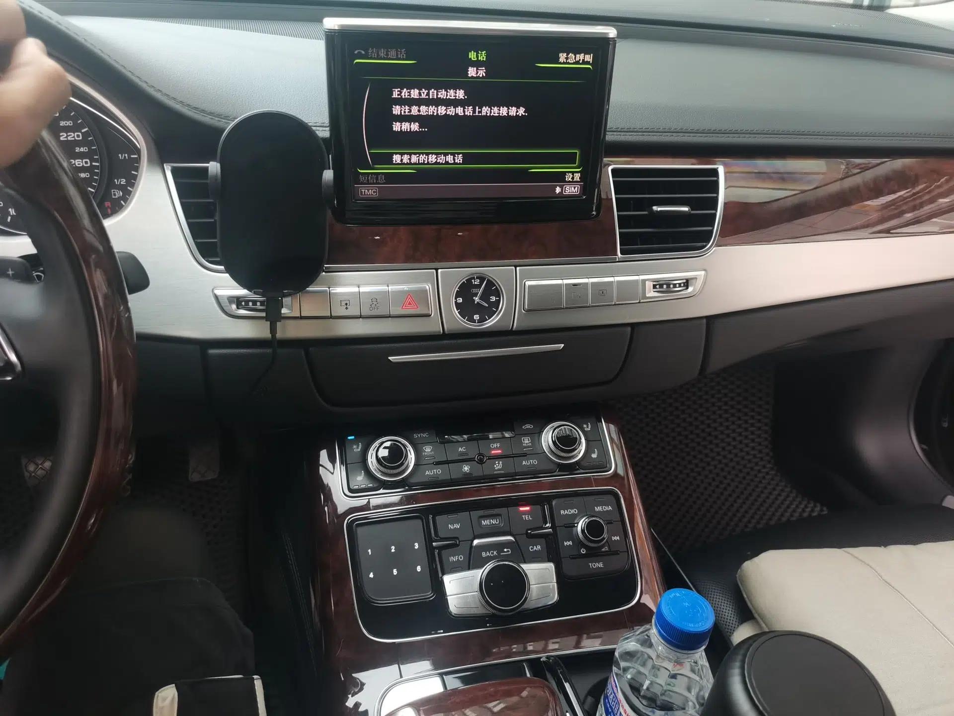 Audi A8 2011 A8L 3.0 TFSI quattro Luxury Edition (213kW) — миниатюра 13