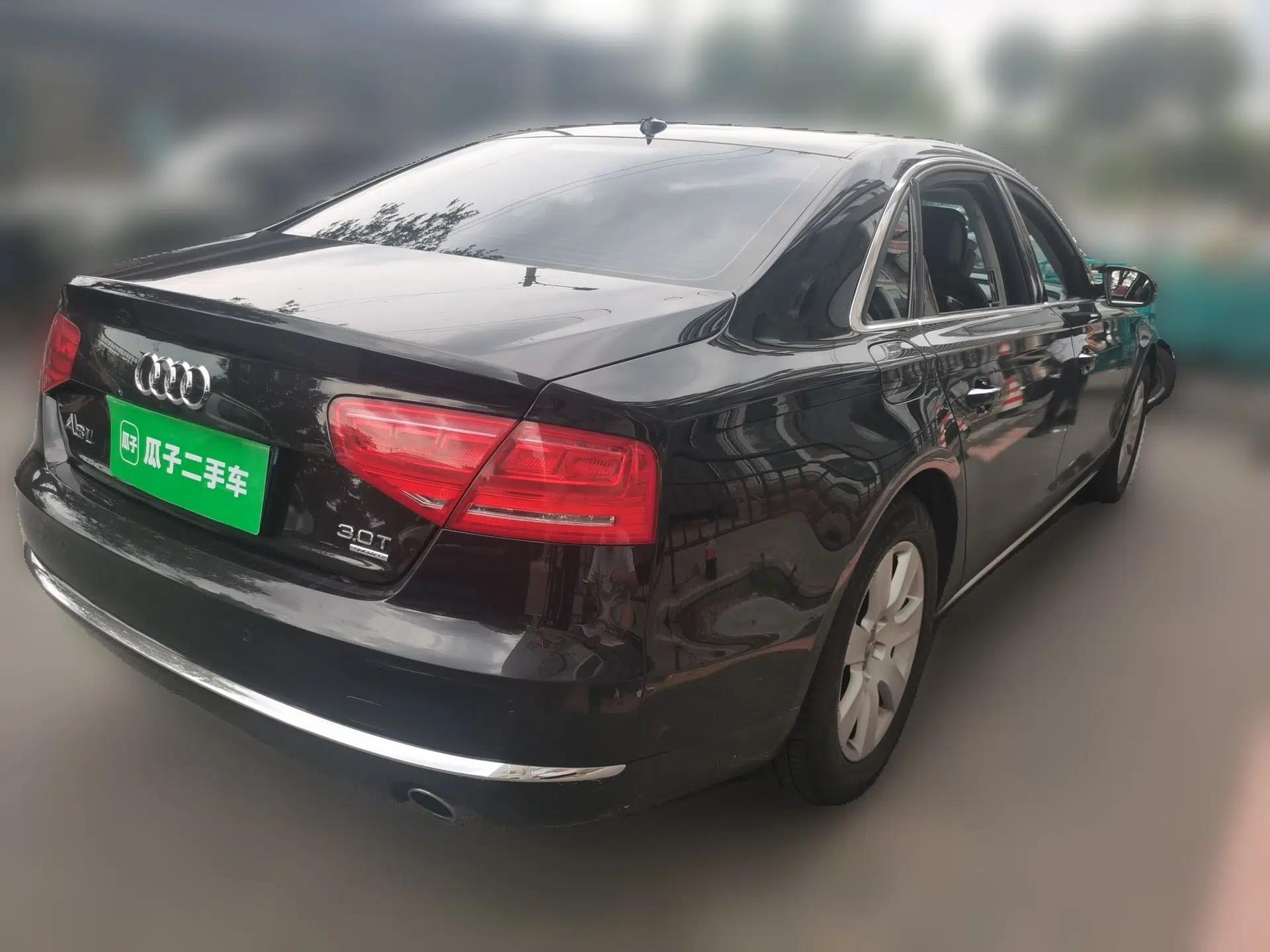 Audi A8 2011 A8L 3.0 TFSI quattro Luxury Edition (213kW) — миниатюра 6