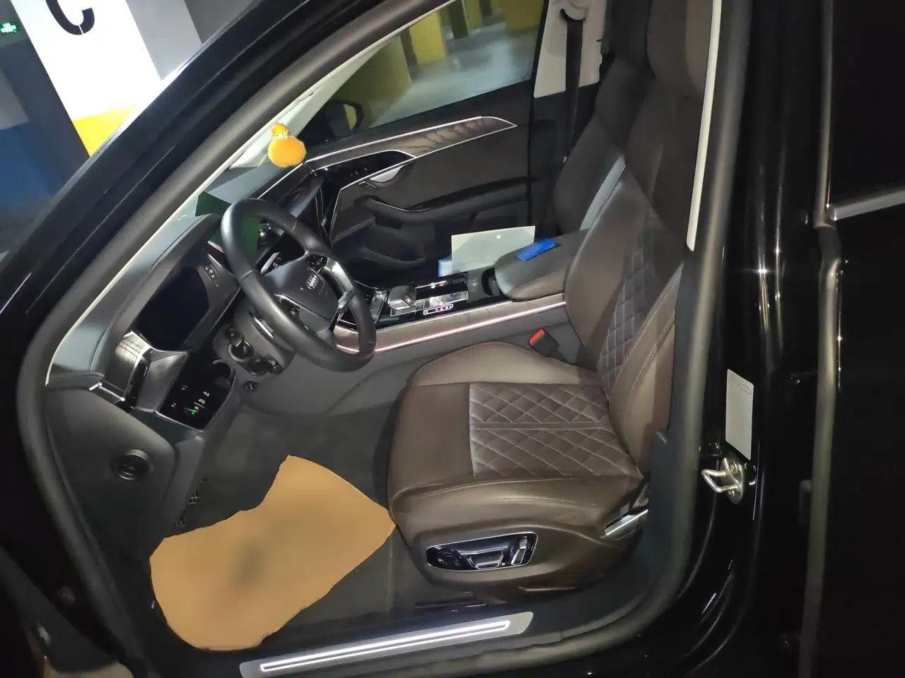 Audi A8 2021 A8L 50 TFSI quattro Comfort Model — миниатюра 15