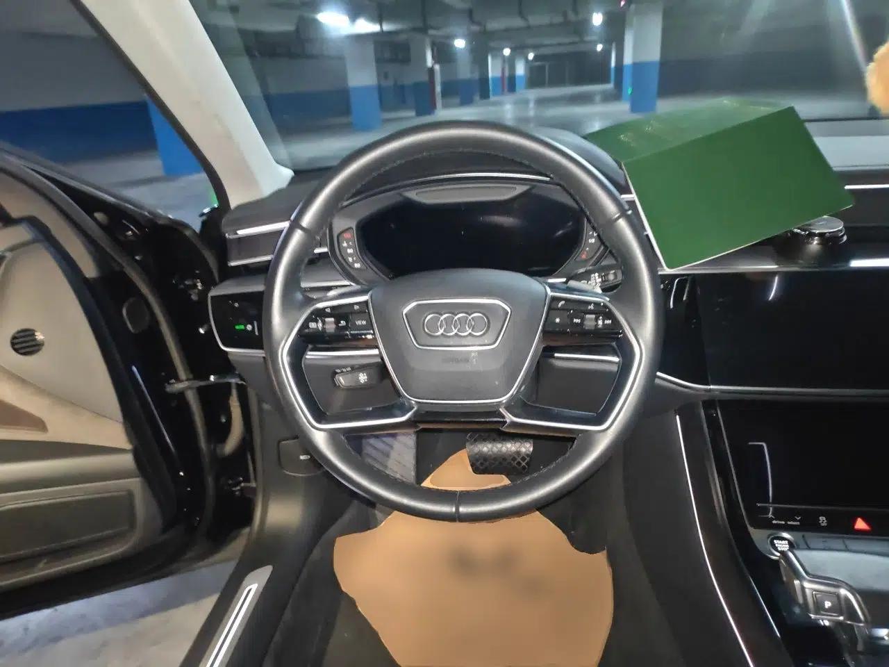 Audi A8 2021 A8L 50 TFSI quattro Comfort Model — миниатюра 10