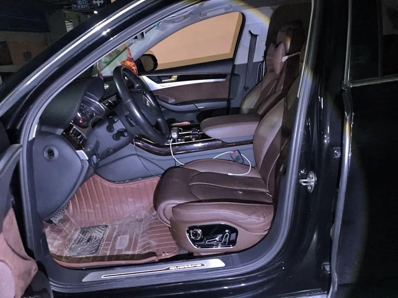 Audi A8 2017 A8L 45 TFSI quattro Comfort model — миниатюра 15