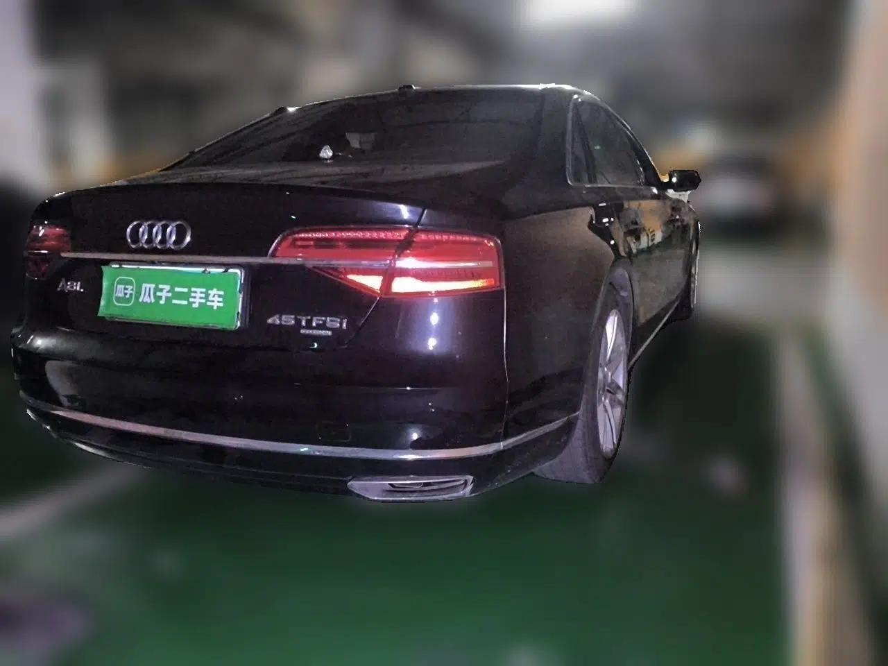Audi A8 2017 A8L 45 TFSI quattro Comfort model — миниатюра 6