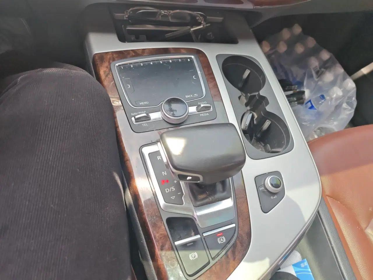 Audi Q7 2018 45 TFSI Technology Edition — миниатюра 14