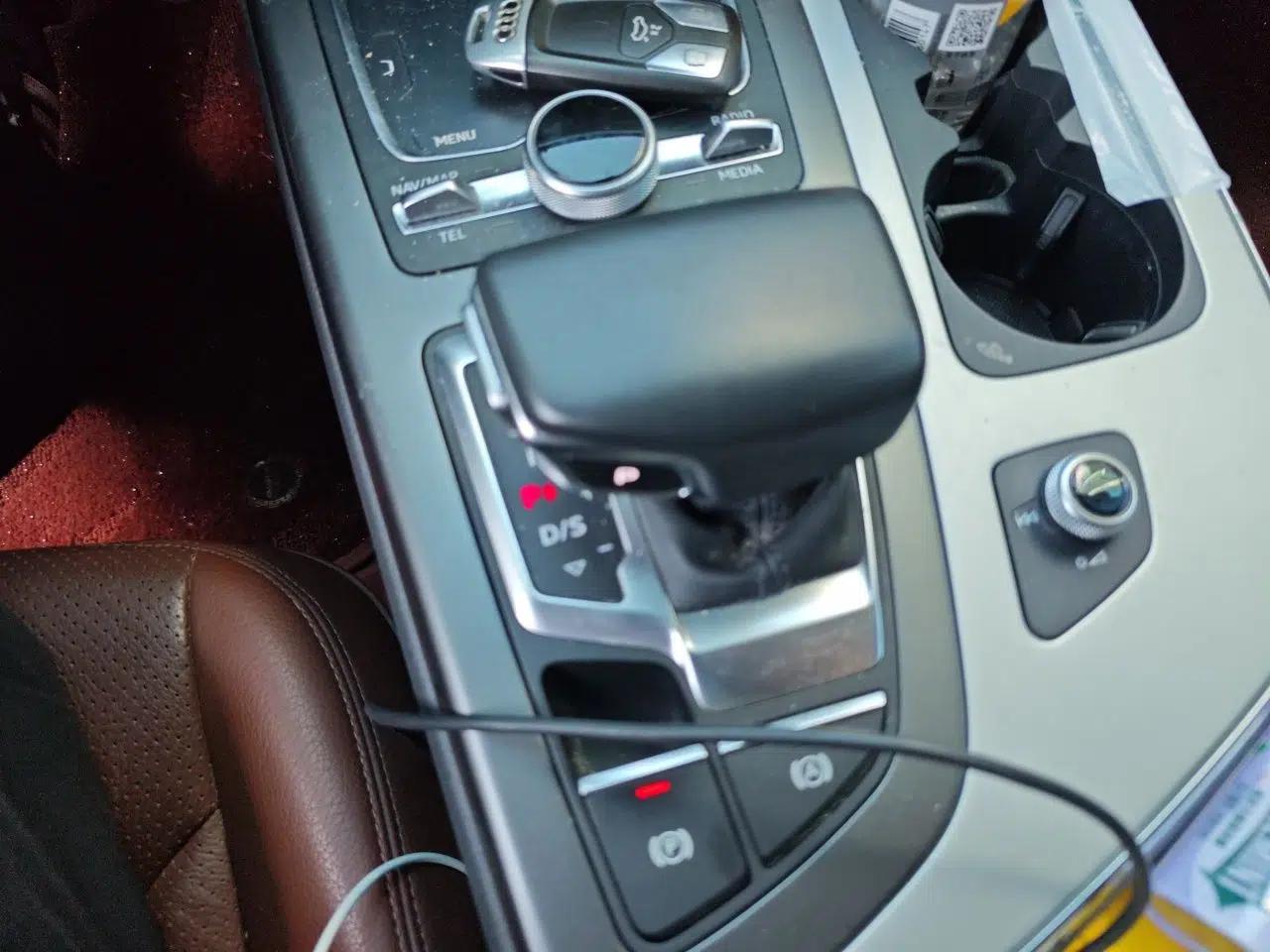 Audi Q7 2019 45 TFSI Comfort Model — миниатюра 14