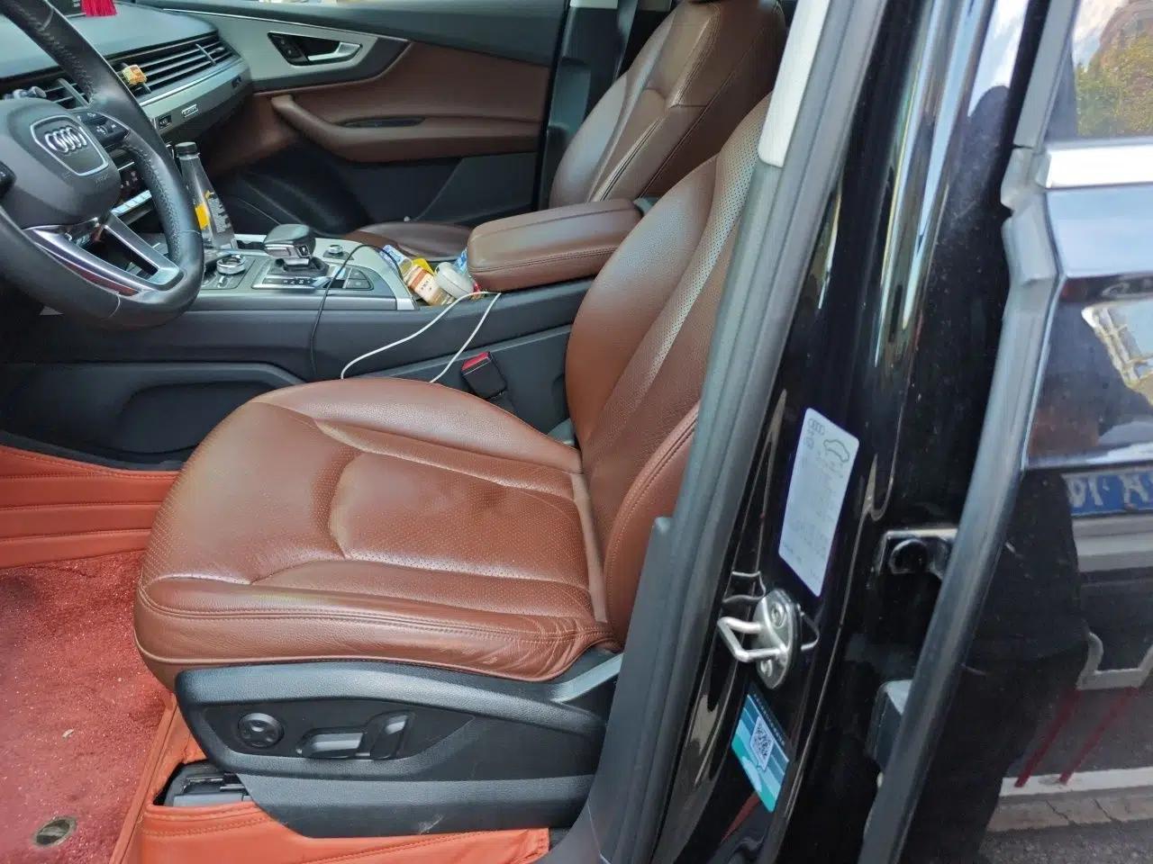 Audi Q7 2019 45 TFSI Comfort Model — миниатюра 15