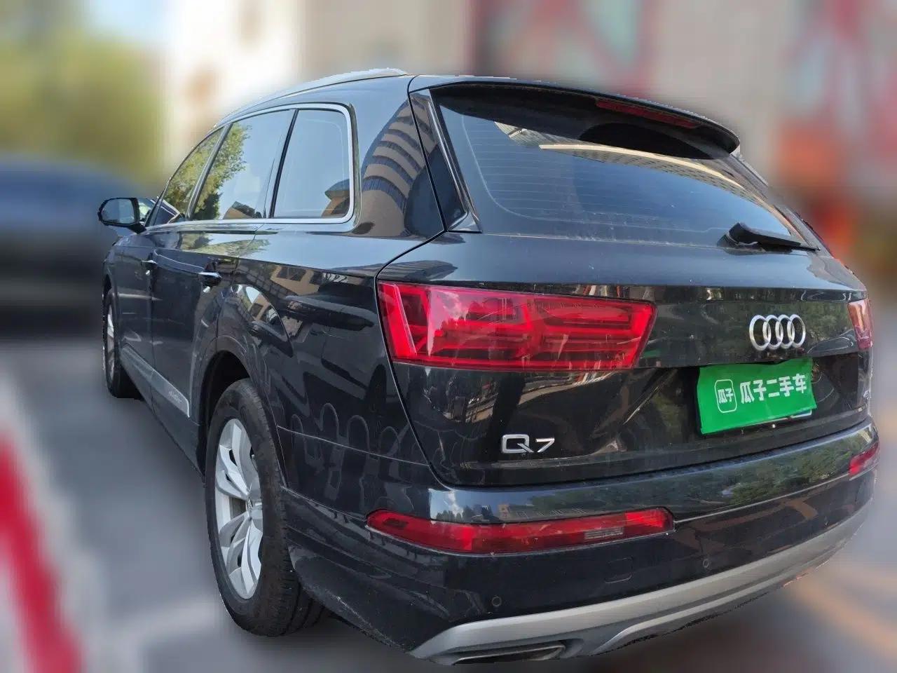 Audi Q7 2019 45 TFSI Comfort Model — миниатюра 4