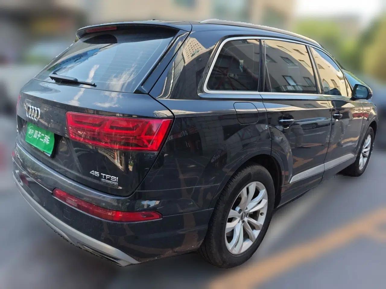 Audi Q7 2019 45 TFSI Comfort Model — миниатюра 6