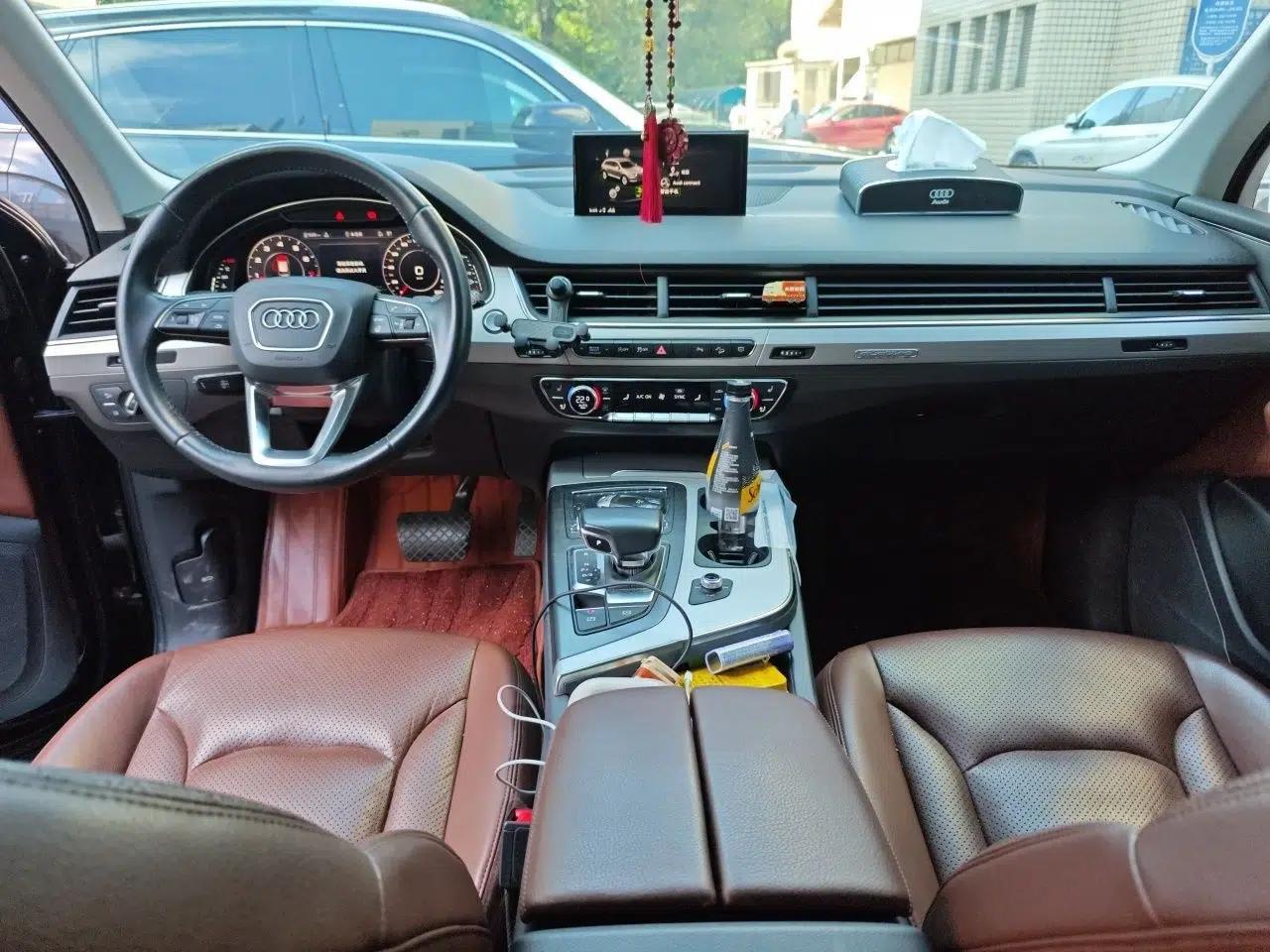 Audi Q7 2019 45 TFSI Comfort Model — миниатюра 9